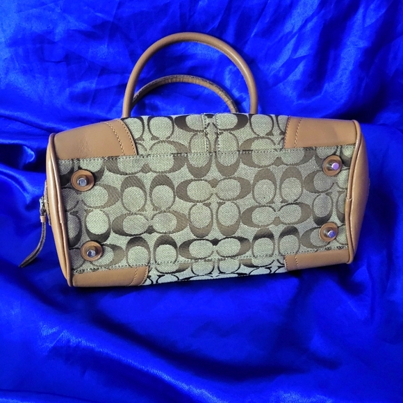 Coach Purse - Picture 3 of 4